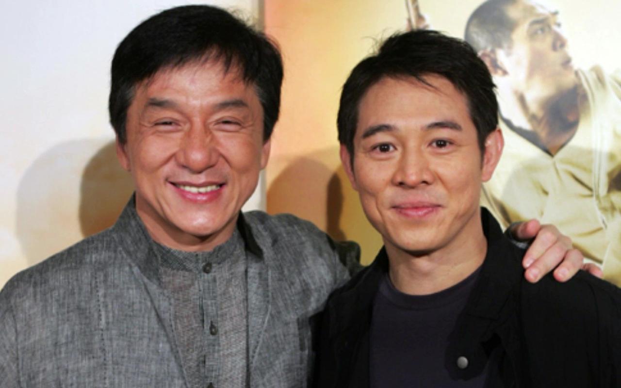一次节目上，主持人问李连杰：“为什么成龙拍戏从不用替身，不管多么危险的动作，他都