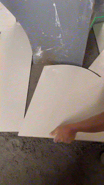 这个行业  我从业20年没佩服过任何一个人，你是彻底让我佩服的一个师傅[奋斗][