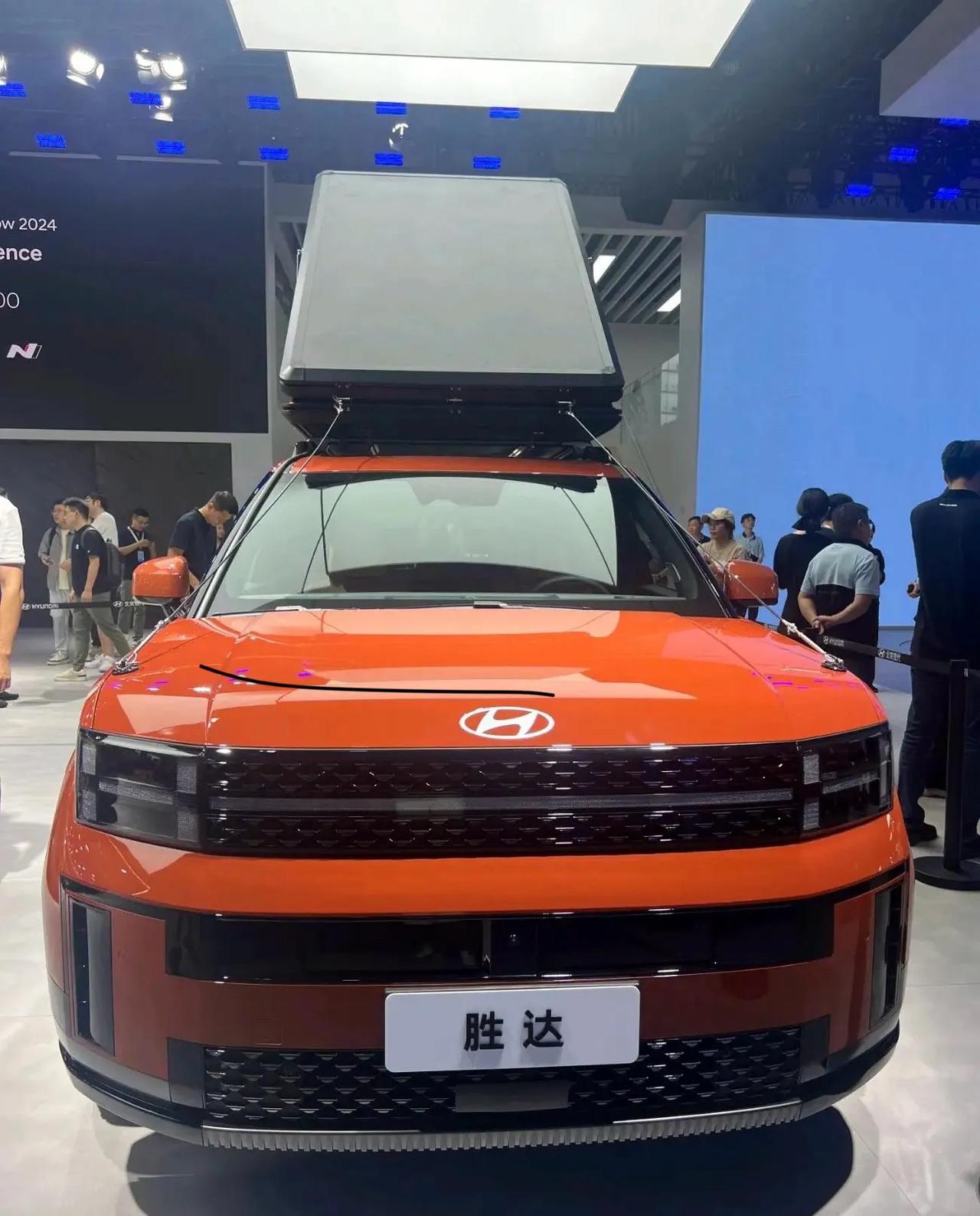 汉兰达危险了！这车18万，落地20万左右，2.0+8AT，感觉新胜达就是来搅局的
