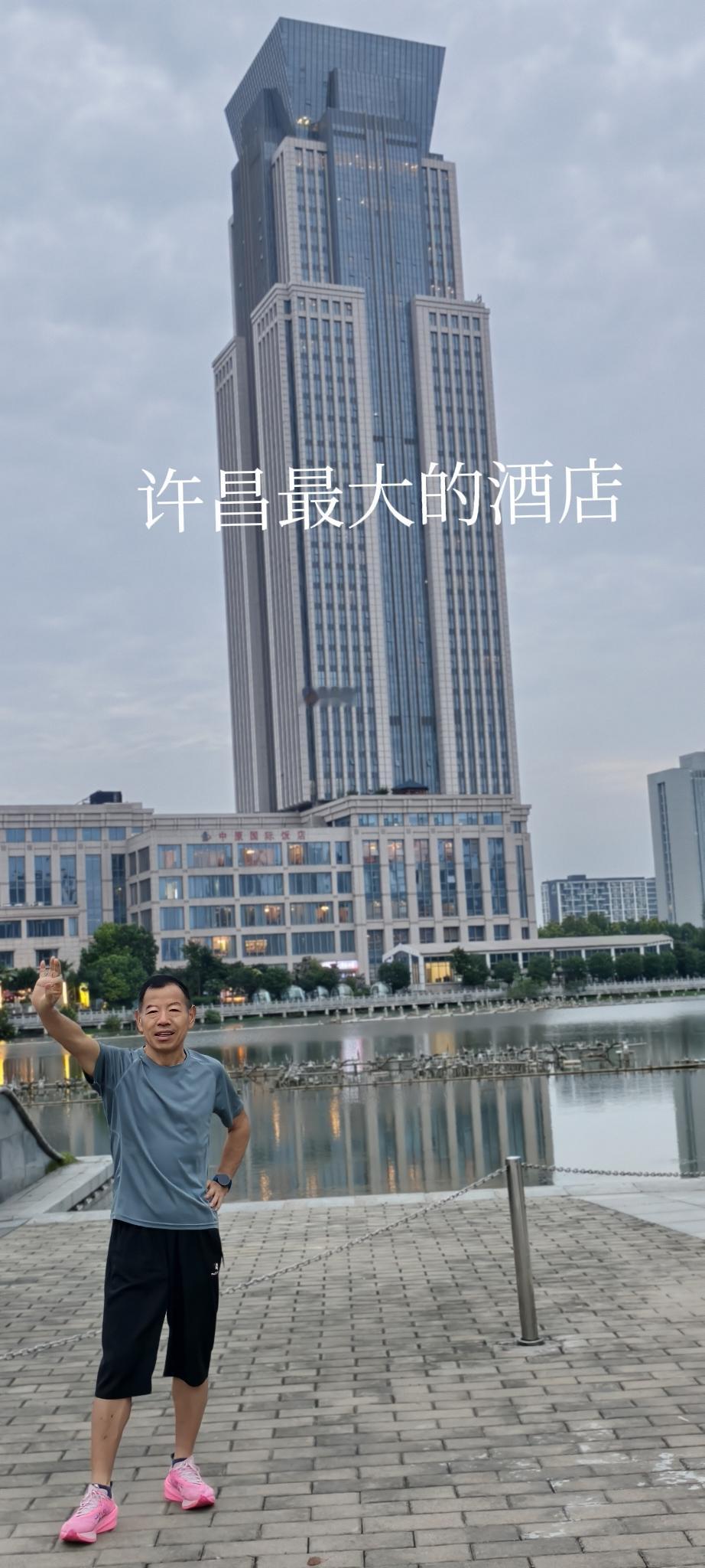 胖东来受欢迎的根本原因是什么? 
国庆假期我在许昌赴一位亲戚的婚宴，难得有两次机