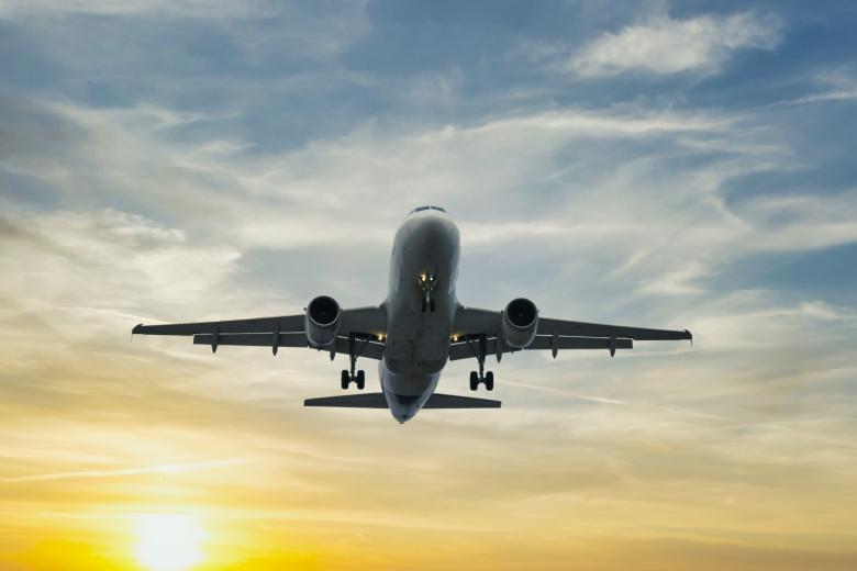 芬兰航空高管在纽约受访，直言当下中欧航线竞争很不公平。中国航司可以正常取道俄领空