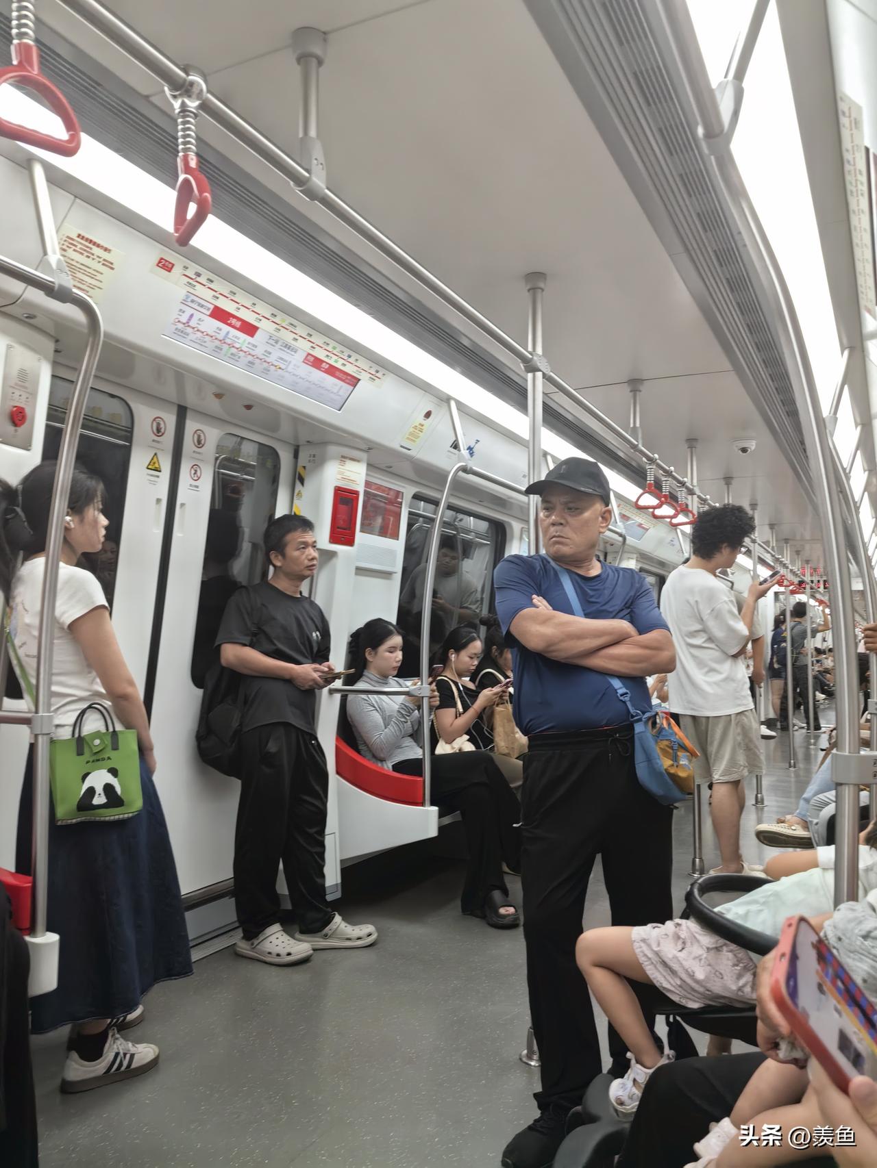 回顾过往的种种，往事历历在目，那两年，宁愿你是死的，结果没想到你真的死了。。。死