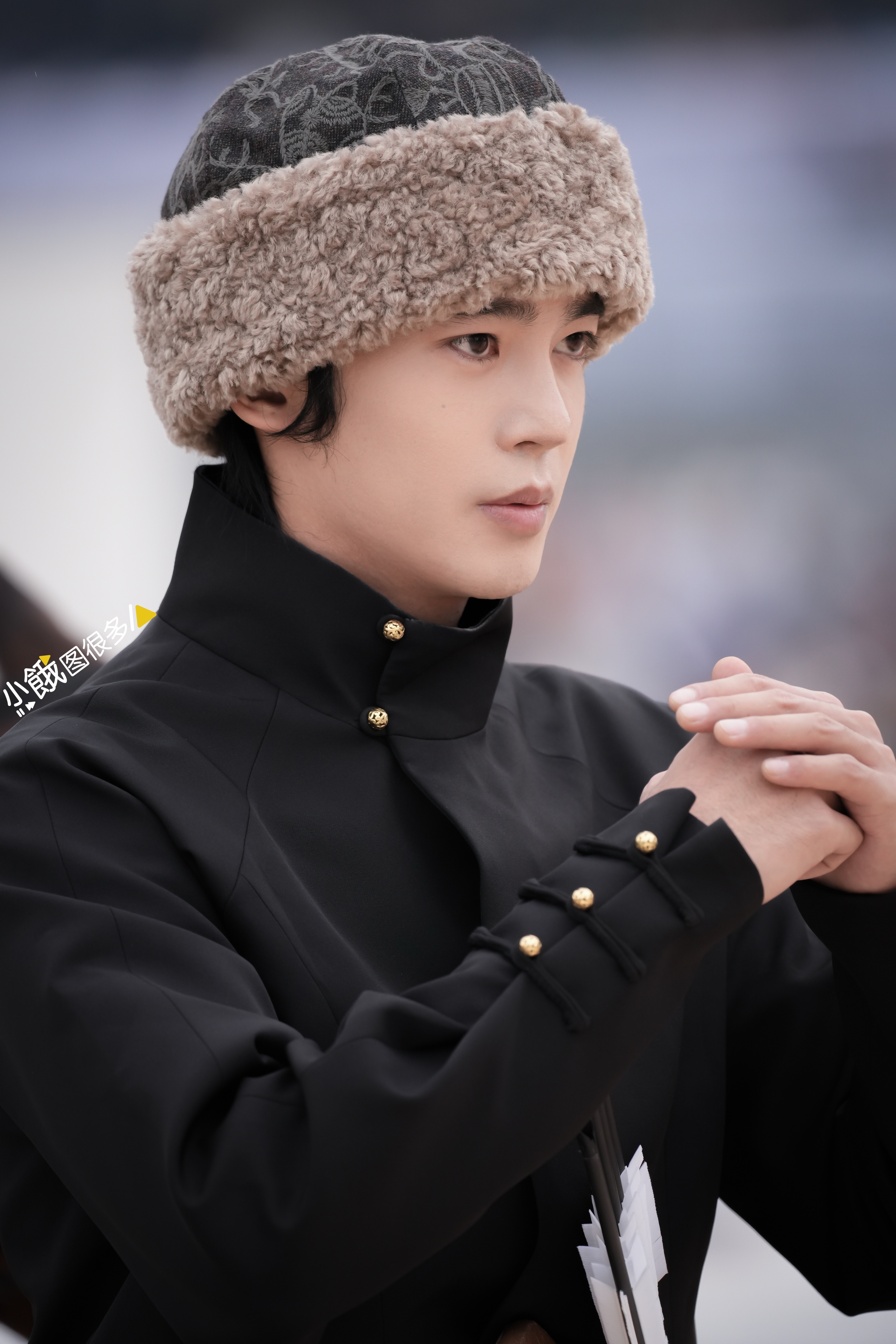 20251213 大祭司的祈祷！今天吴童雨一圈清靶赛前于适为其加油怼脸高清图集4