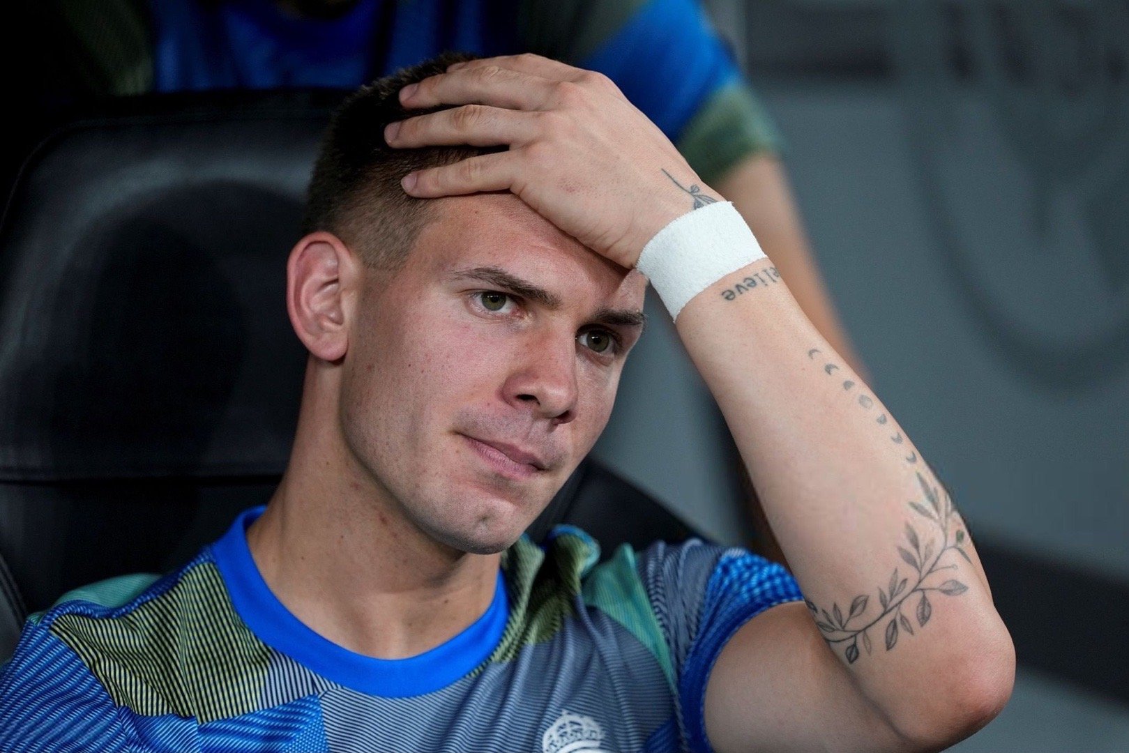 🇦🇷💣据报道，马斯坦托诺正在考虑从皇家马德里外租 6 个月，以便在 202