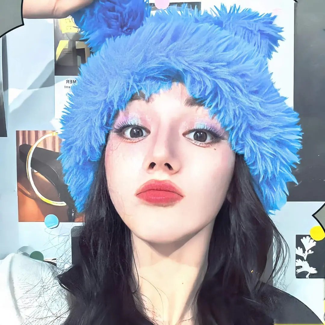 问迪丽热巴怎么火的，首先长得美和身材好，以及美好的性格，以及不错的演技（谁再说她