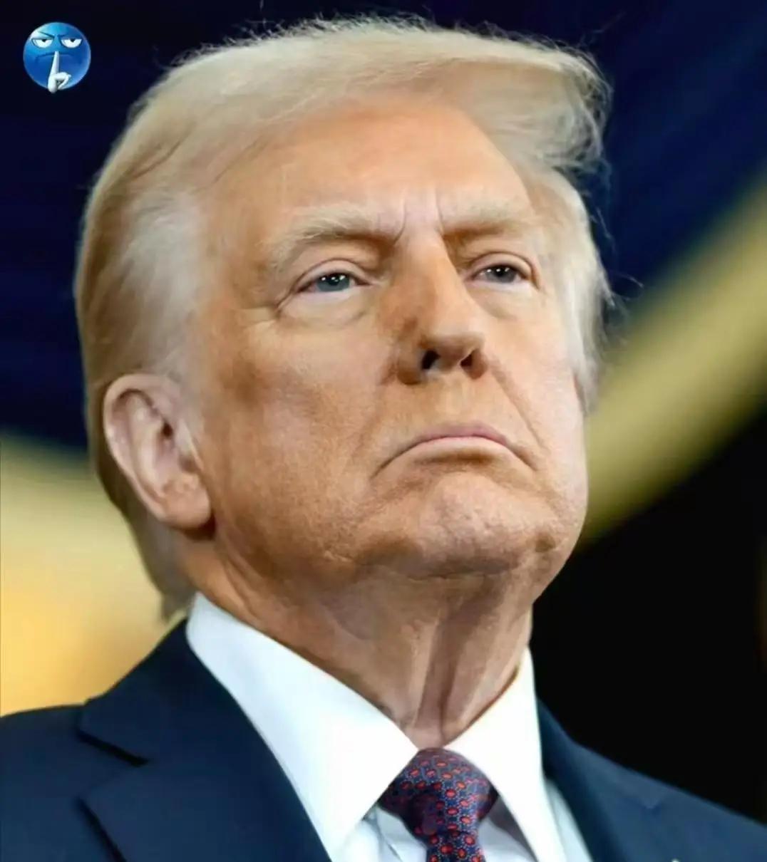 美国到处发动战事，消耗国力却始终牢牢攥紧自身核心利益；俄罗斯常年遭遇多方制裁、地