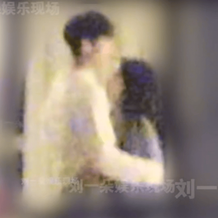 她好爱，就是事业爱情难两全啊 