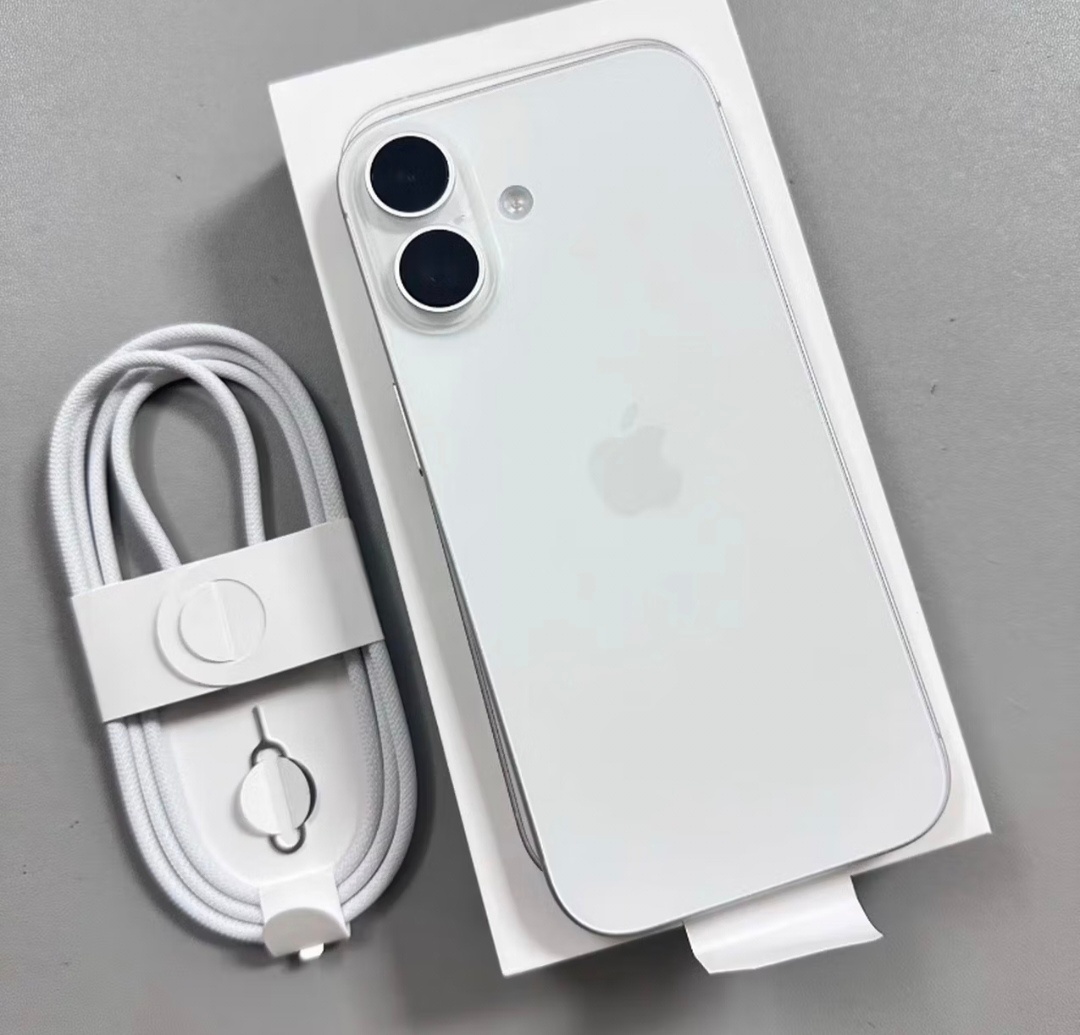 未涨价前，iPhone17绝对是非常值得入手，甚至还非常的具有性价比。想起之前同