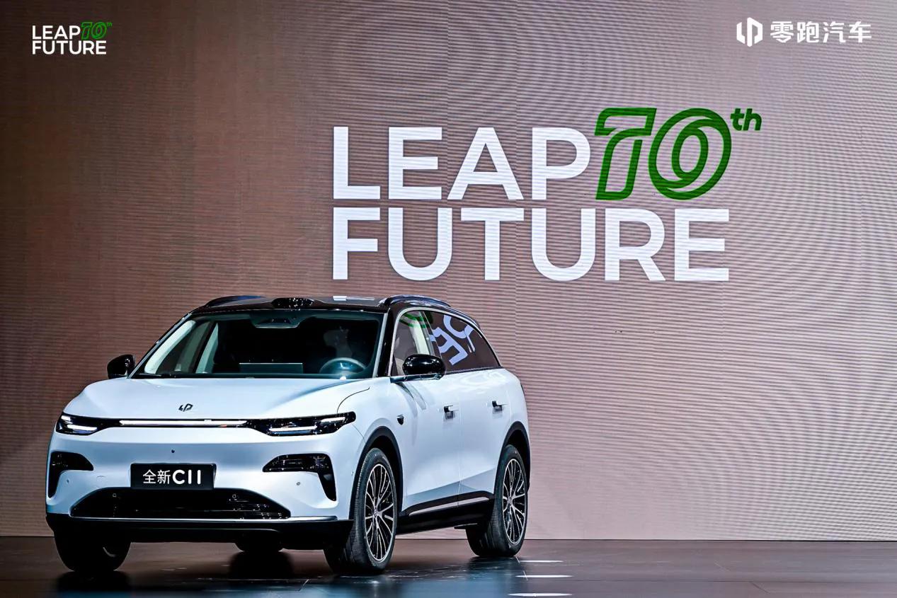 新能源SUV选新还是选“老”？
 
临近年关，在买新能源SUV的时候，很多人特纠