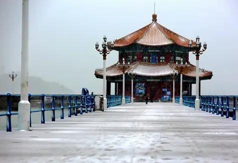 王铎：山东天气看青岛

朋友们，今天我还真得说一句：山东天气看青岛
为什么？因为