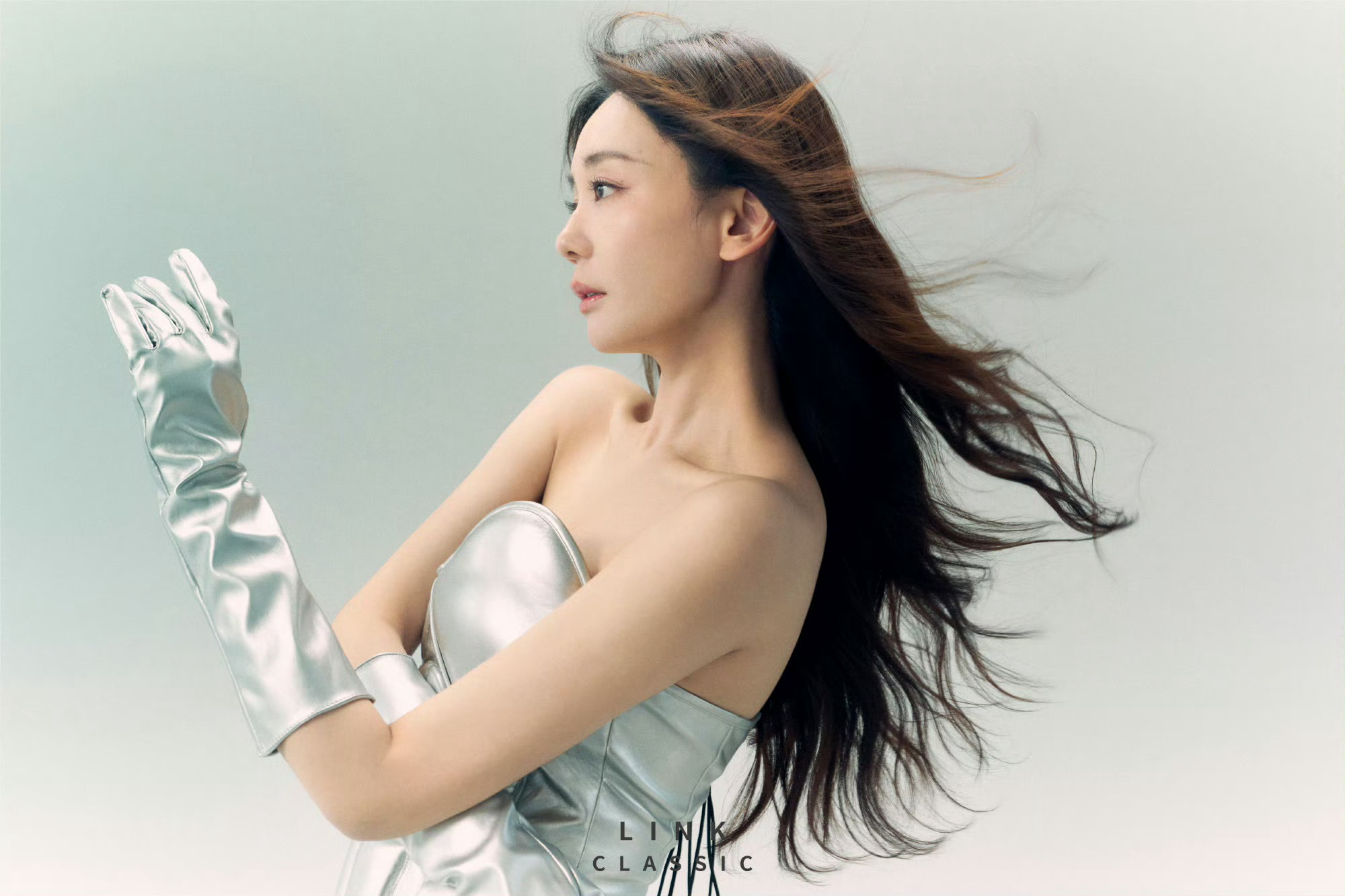 LINK CLASSIC Magazine 2025海陆心海无界大片一束灯光，一