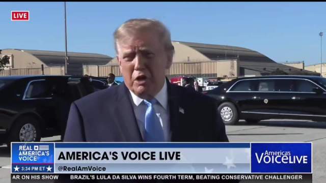 特朗普谈巴西选举：“在我看来它很糟糕，坦白说，看起来又像是一场被操纵的选举。我没有选边站，但那场面实