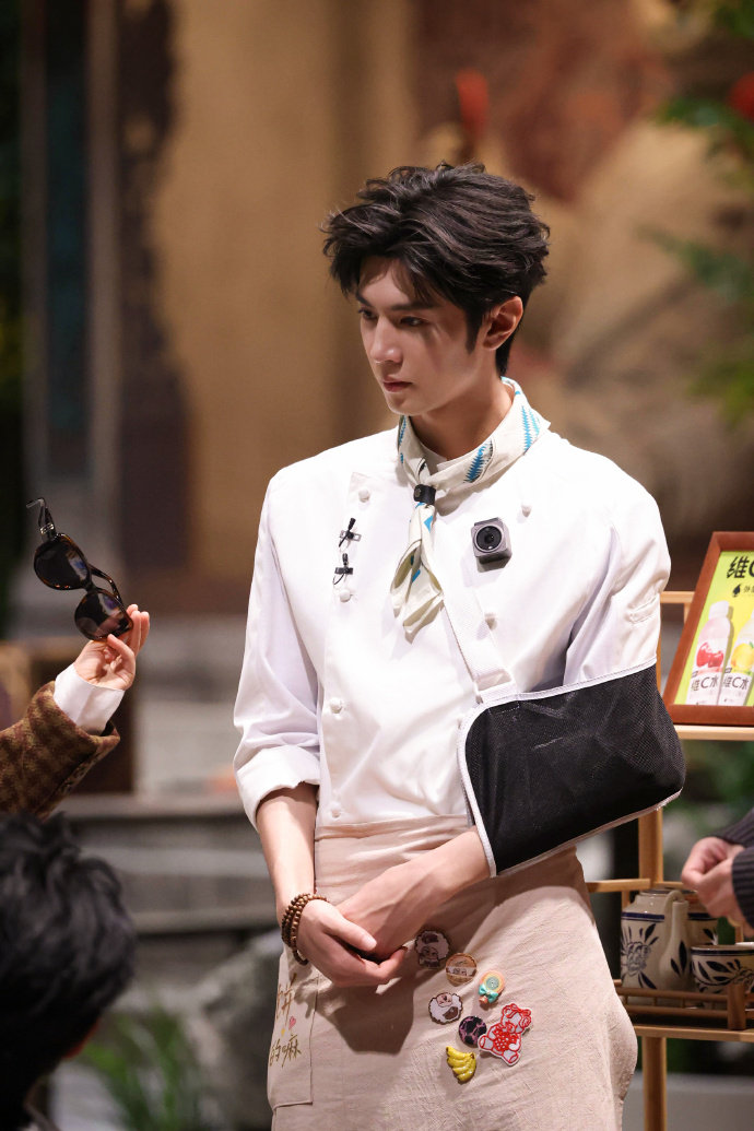 陈哲远糖饼铺伙计 陈哲远糖饼铺伙计，陈哲远大侦探 剧照更新 