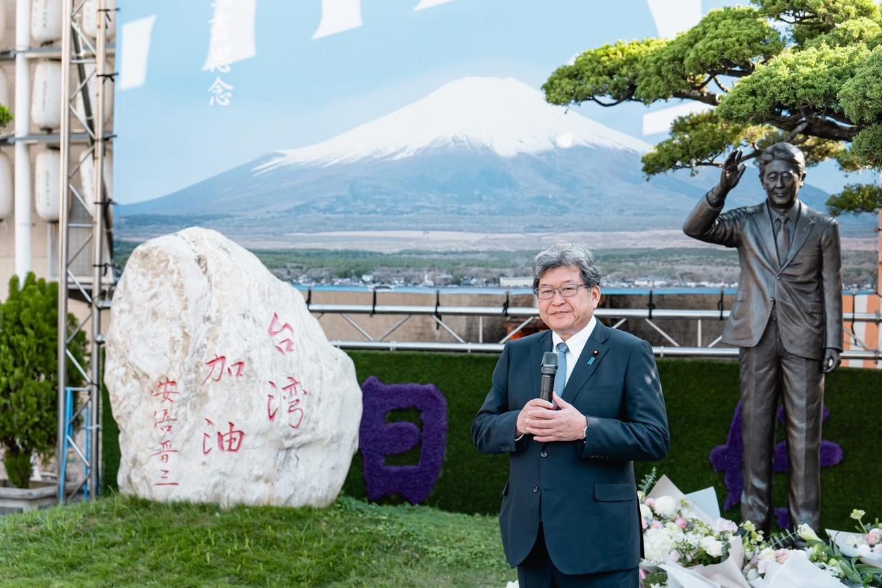 日本自民党干事长代行萩生田光窜访高雄    陈其迈妄称：高雄与日本长期维持紧密友