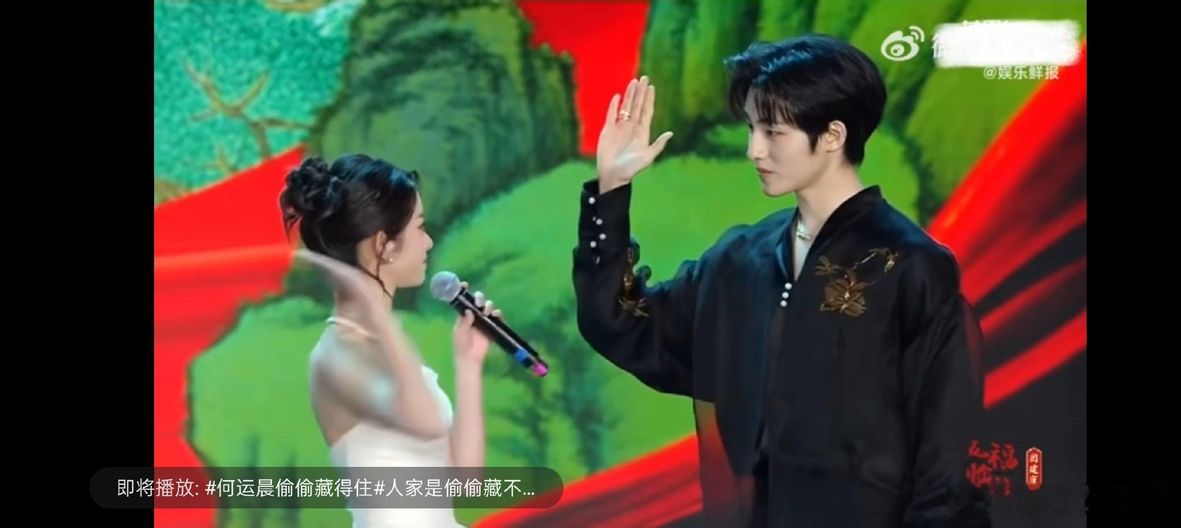 董思成黄杨钿甜还原《五福临门》，直接把我拉回追剧的日子，kswl！董思成黄杨钿甜