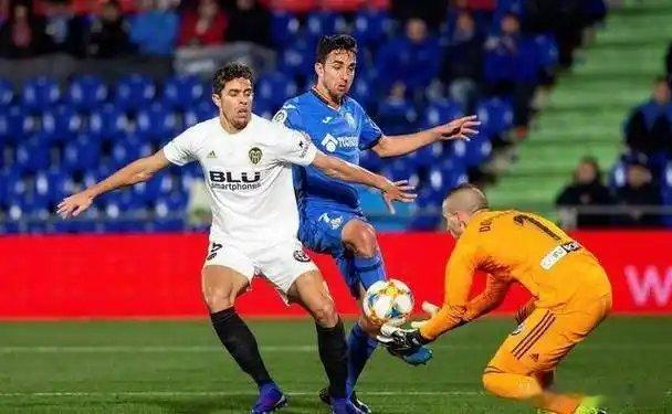 今日公推周日006 西甲 赫塔费vs巴伦西亚赫塔费目前处于西甲联赛12的位置，整