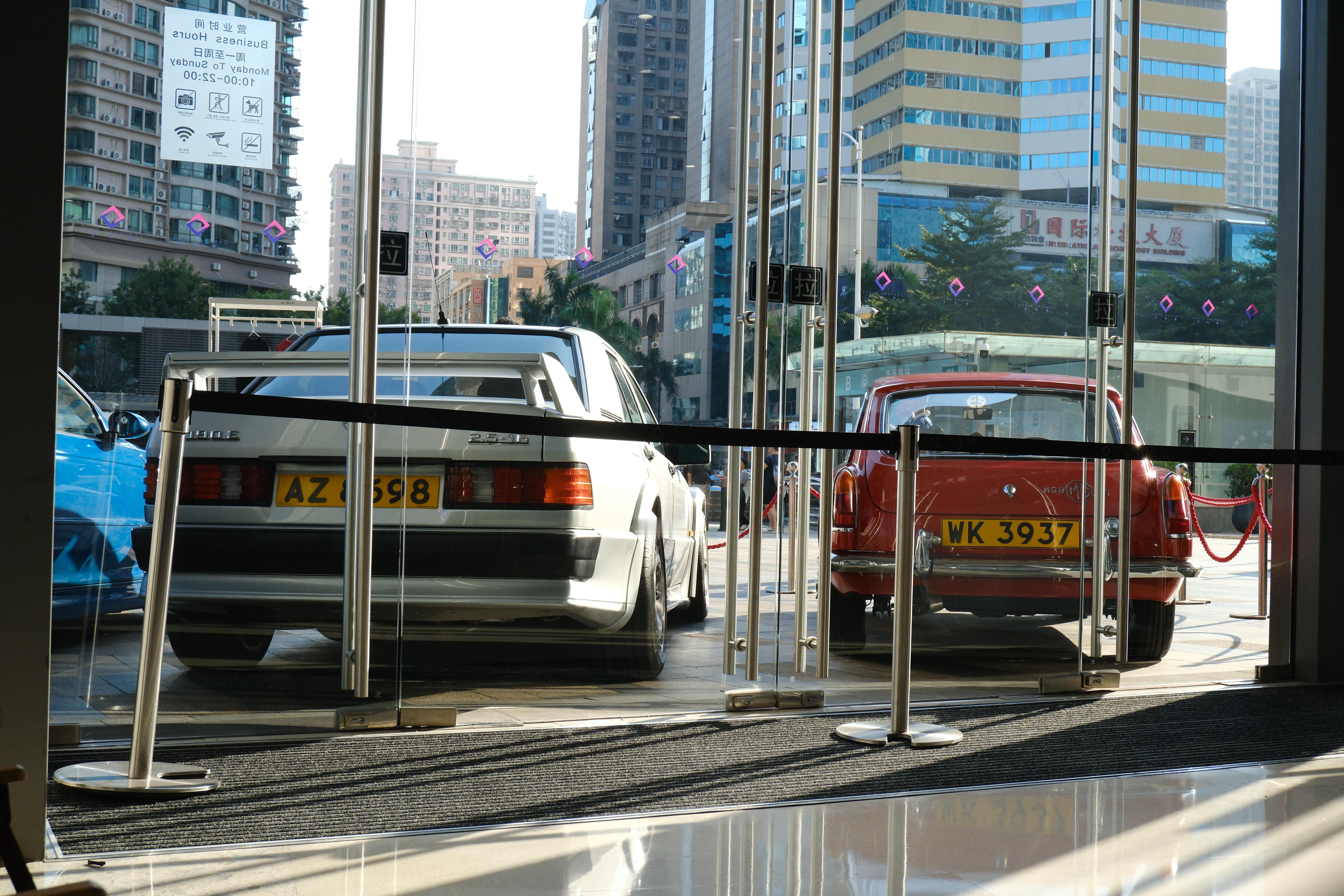 这不是挺废话的吗？不伦新车老车都能提升生活的质量只是看自己处了那个阶段更看重那种