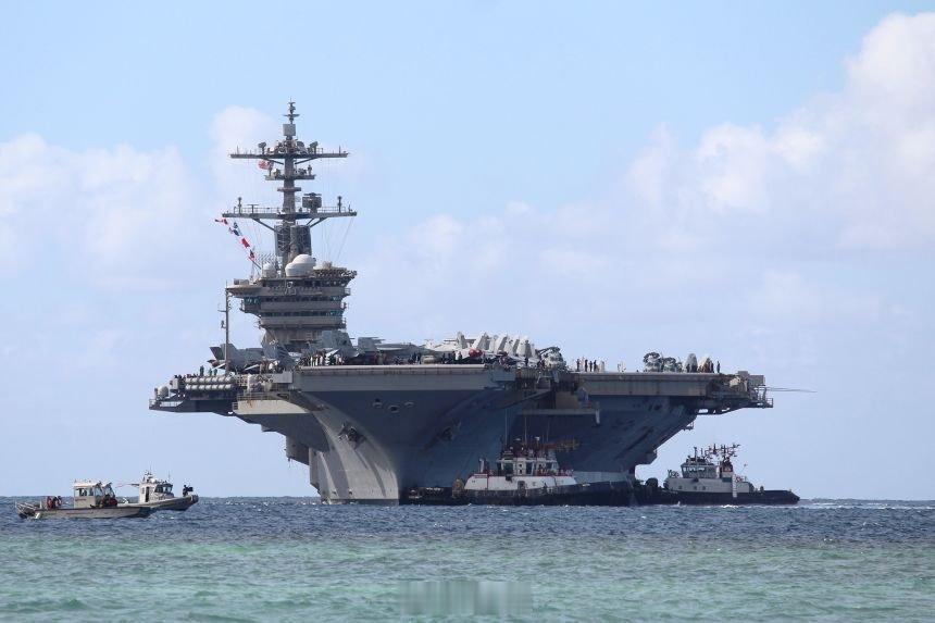 最新消息：一名从林肯号航空母舰上跳海的水手的妻子表示，据MSNBC报道，事件发生