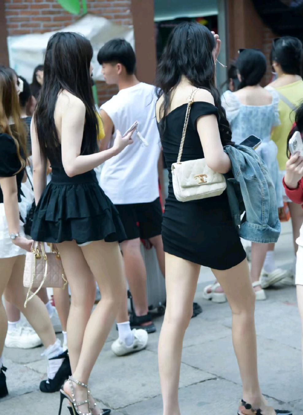 洋洋高锐“夏花……几许”◎夏日游何以……解千愁◎吴盐胜雪并刀……如雪……吗◎醉醉