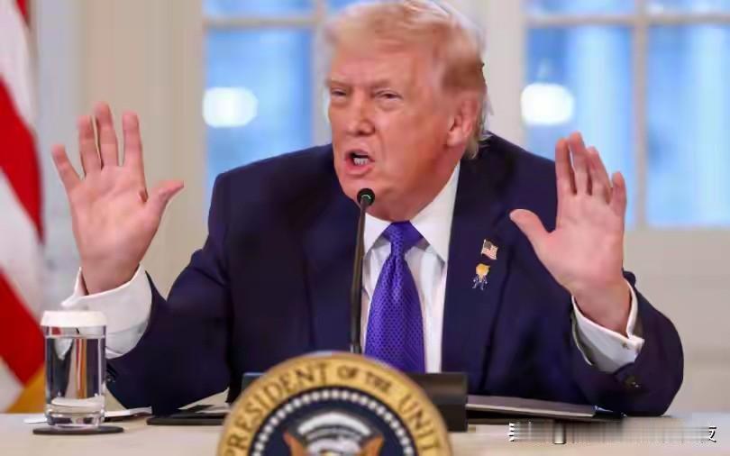 美军有异动，特朗普向伊朗下达通牒，哈梅内伊有一招可破局