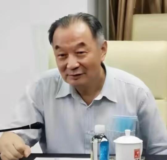 当初苏联不打中国，压根不是因为怕了！苏联当年没对中国动手，根本不是怕我们，是算完