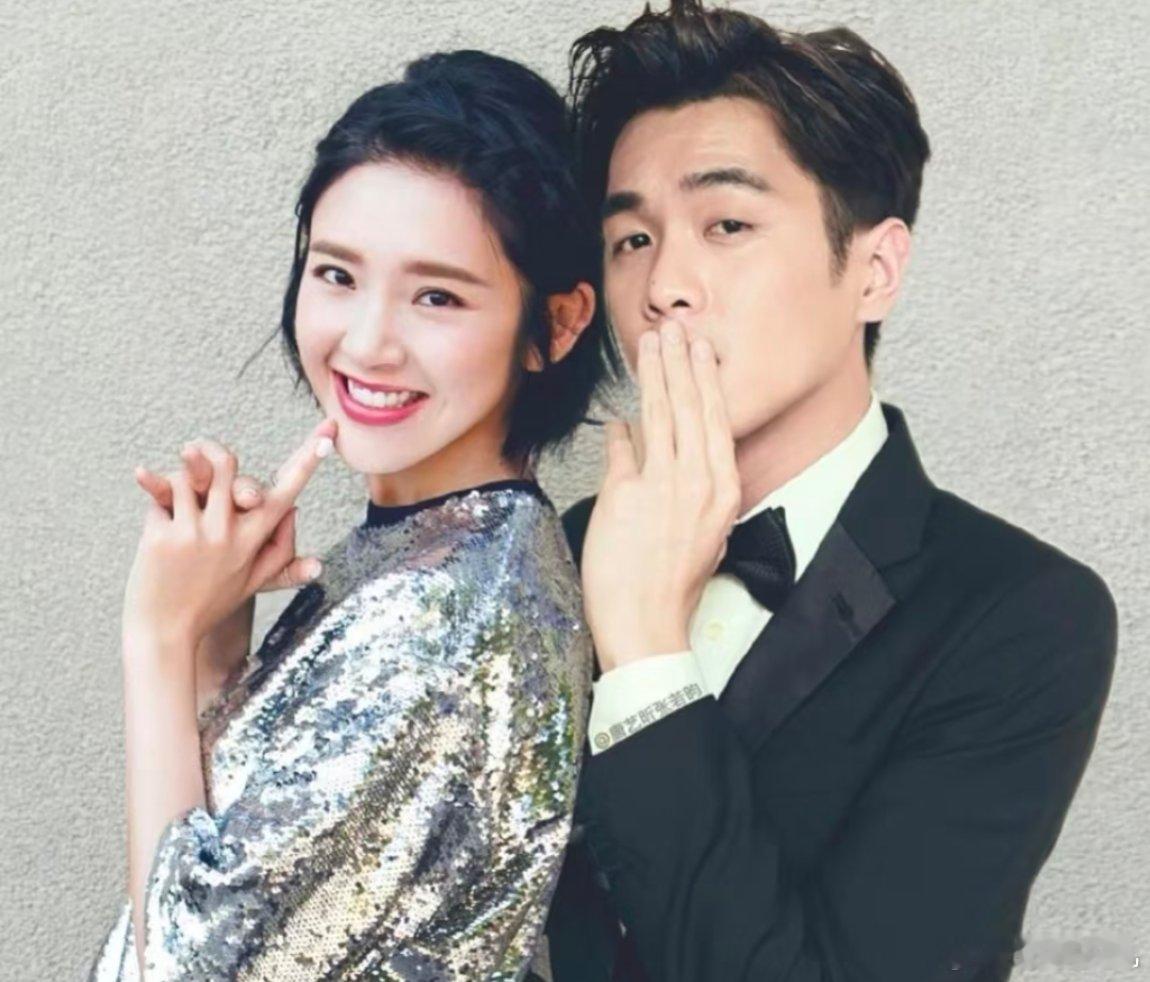 1、佘诗曼的《新闻女王2》扑的比较大，不过TVB艺人片酬不算高，她还自掏腰包做宣