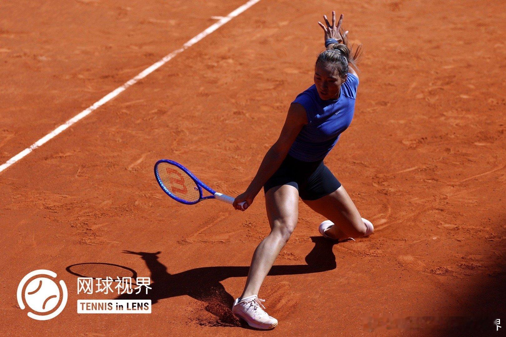 多少是会点武功的郑钦文  ©️版权图片，转载请署名 