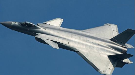 308架歼20？日本白皮书刚出炉就被打脸，央视亮出324号机，西太空中天平早已悄