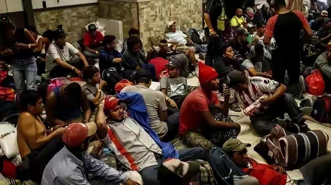 头目倒下那刻，血色黎明才刚刚开始。

内梅西奥·奥塞格拉·塞万提斯，这个名字在墨