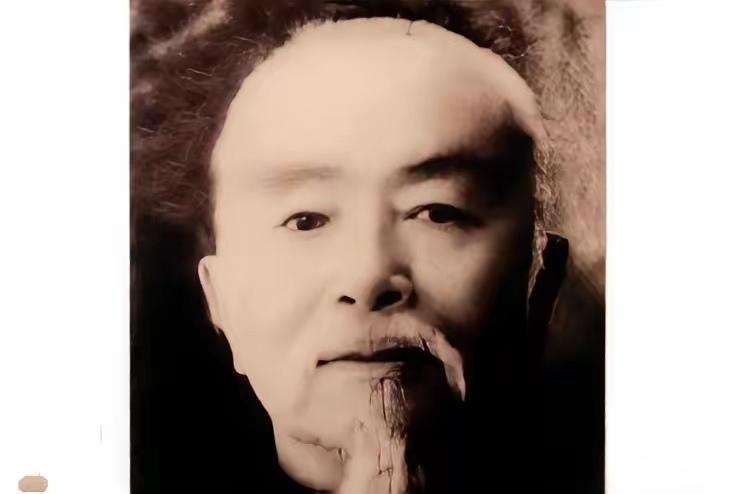 轰动一时的抗日县长——张问德，其子女从缅甸回国祭拜父母

轰动一时的抗日县长——