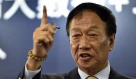 “只要大陆敢打，我就敢送”，他公开宣称，“若两岸爆发冲突，我会誓死守护台湾”，将