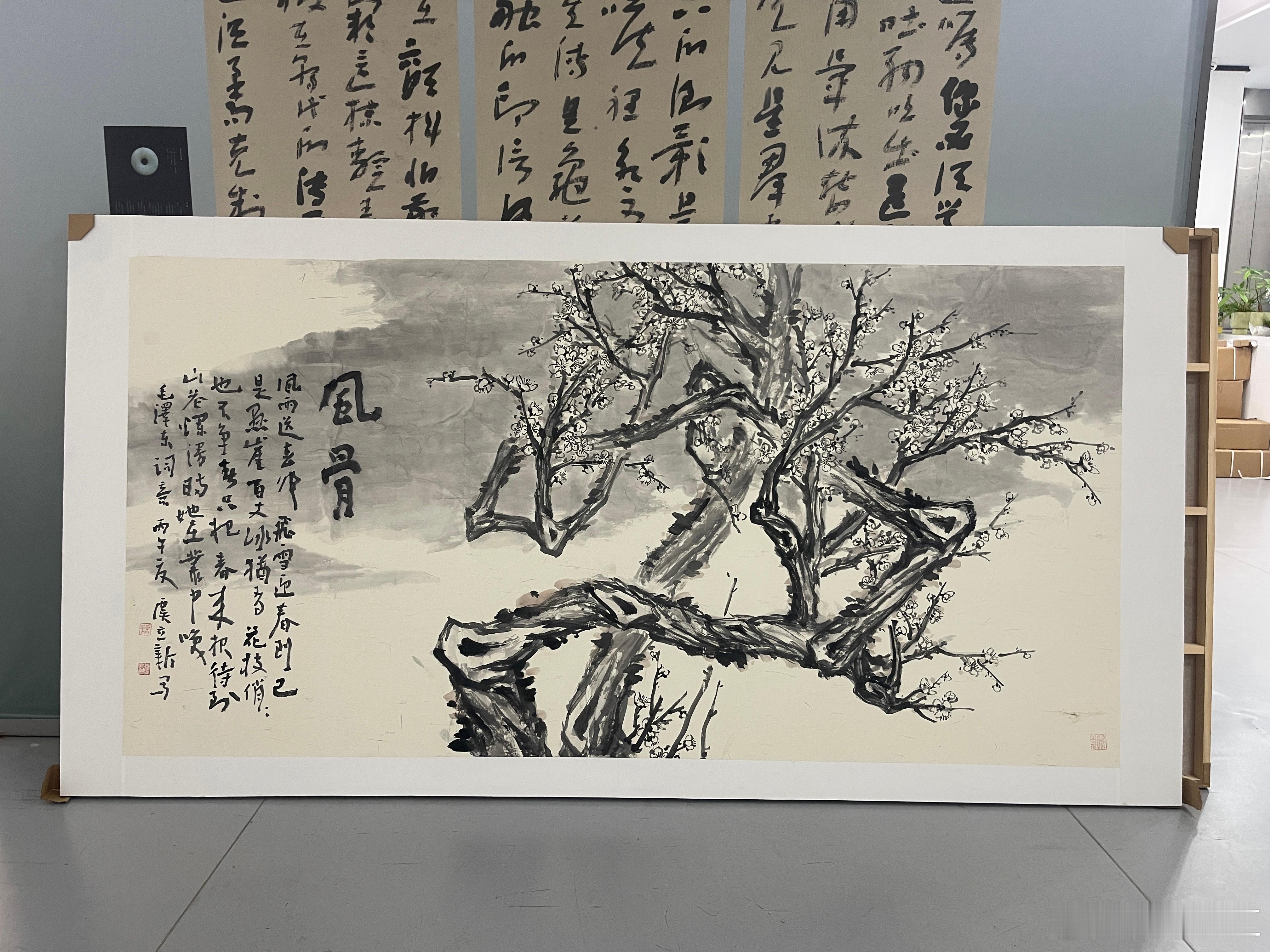 今日份打卡，布展进行时……第一天布展花絮，美术馆布展，空荡荡的展厅，从无到有……