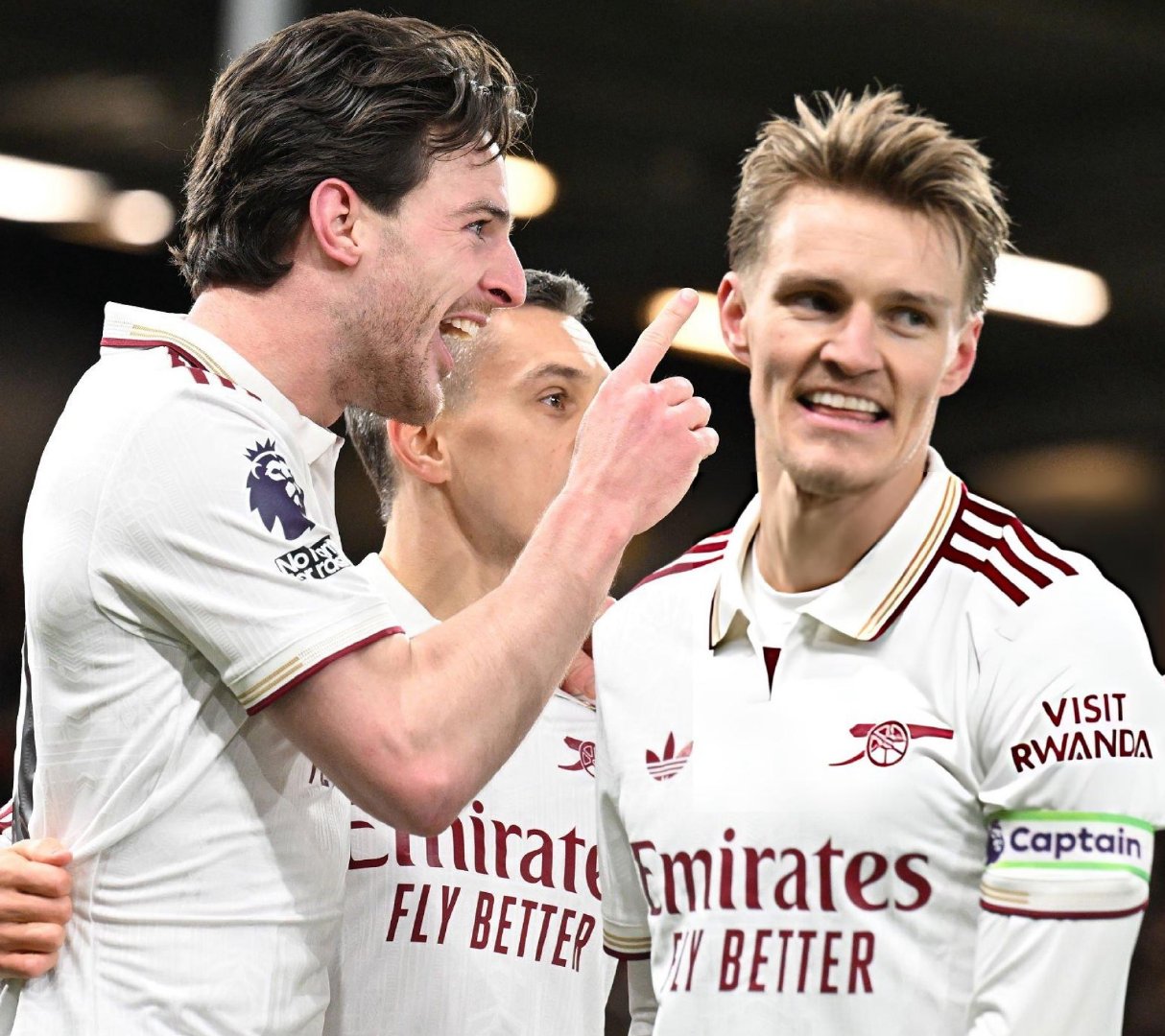 Squawka统计，在英超联赛中，厄德高近5次助攻中有3次是送给德克兰·赖斯的。