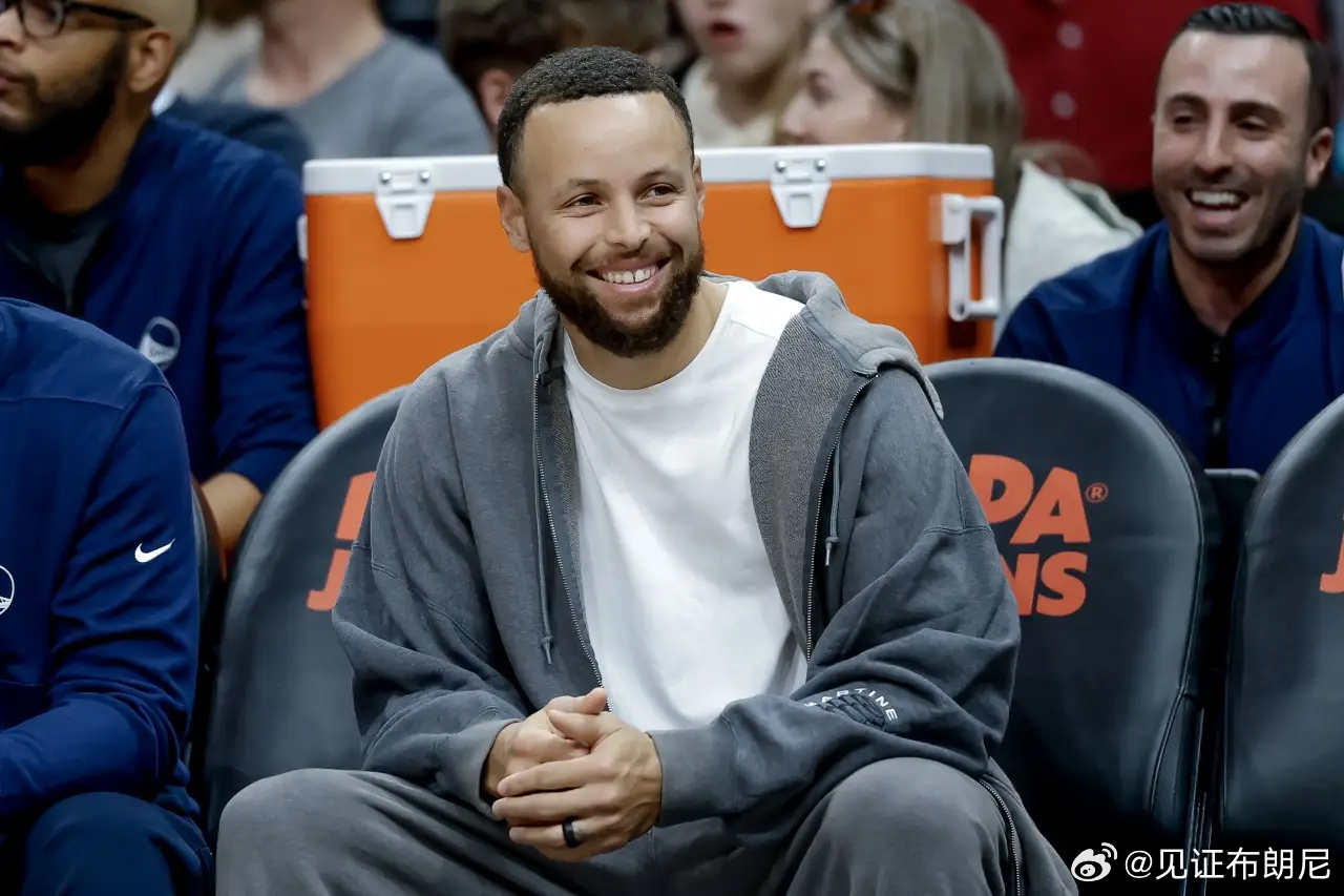 库里这赛季还会打吗？我感觉它不打了，不公布是拖住球迷怕他们退季票，最后一场再宣布