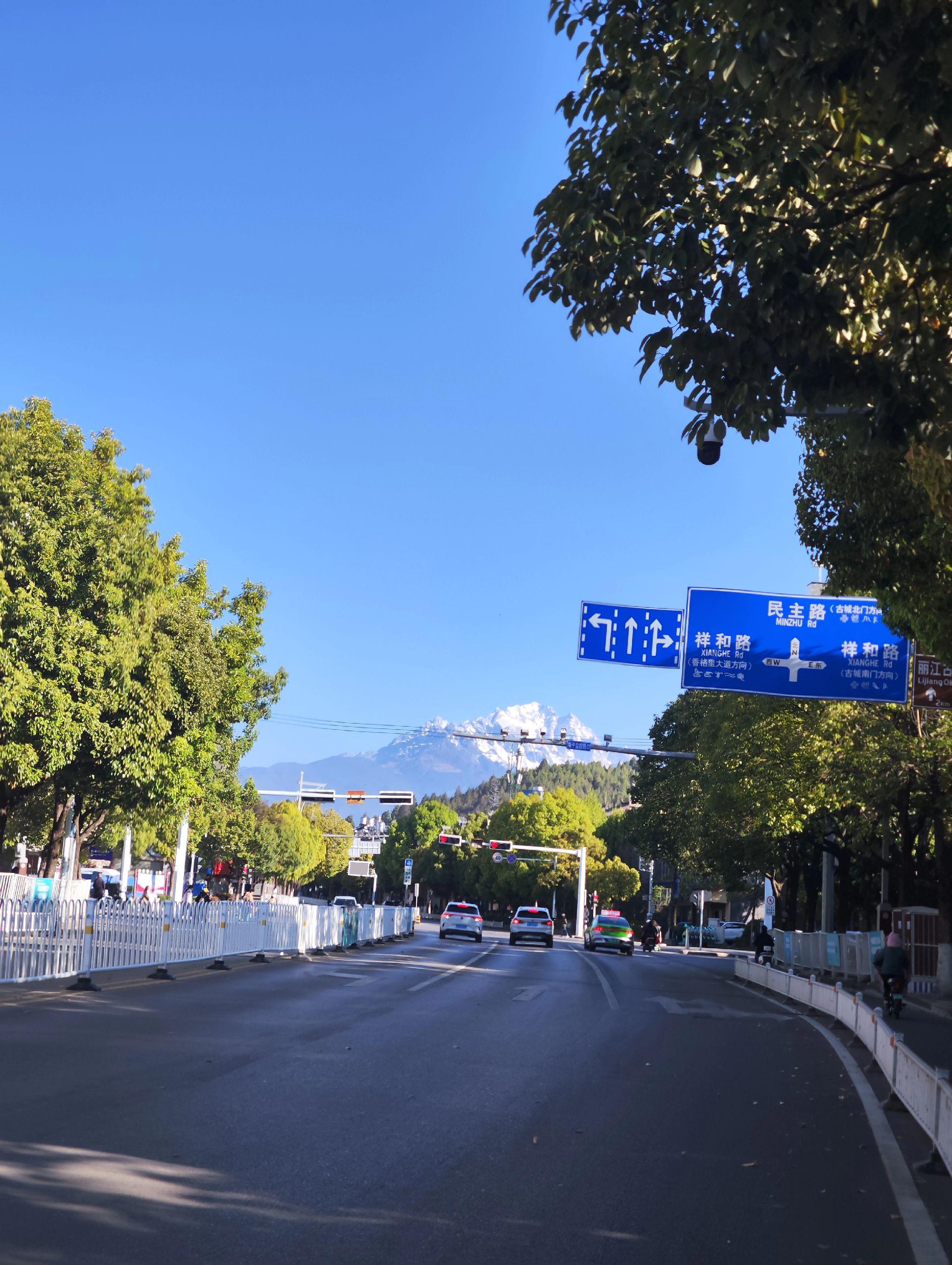 玉龙雪山和哈巴雪山，下次爬哈巴雪山