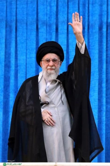 突发：据报道，伊朗遭到大规模网络攻击，多个政府和部委网站瘫痪。