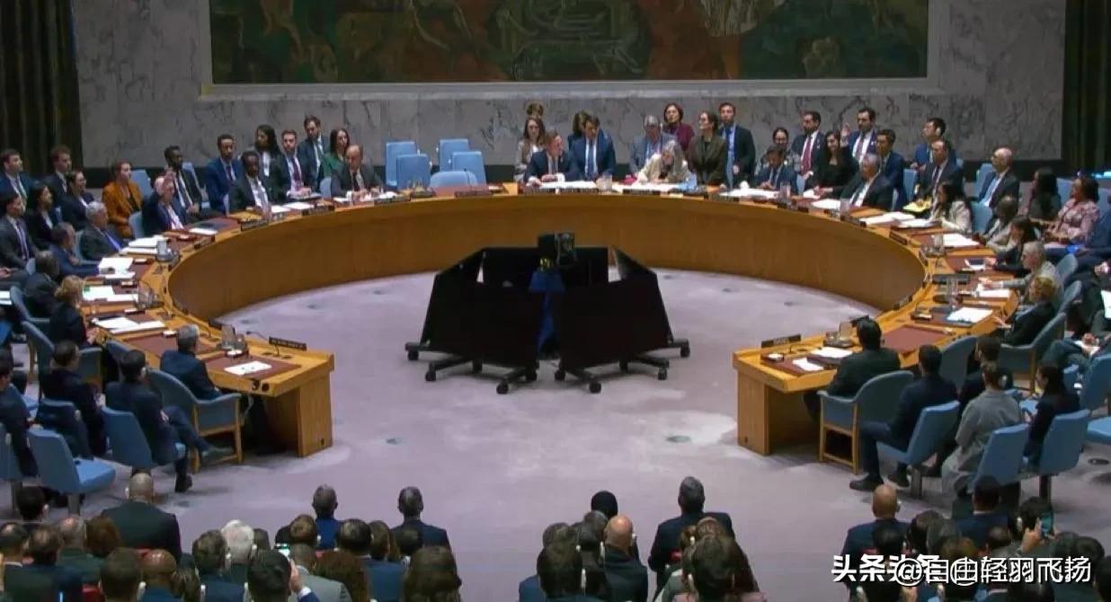 联合国安理会通过了巴林牵头的中东危机升级决议。投票结果摆在那儿：13票赞成，0票