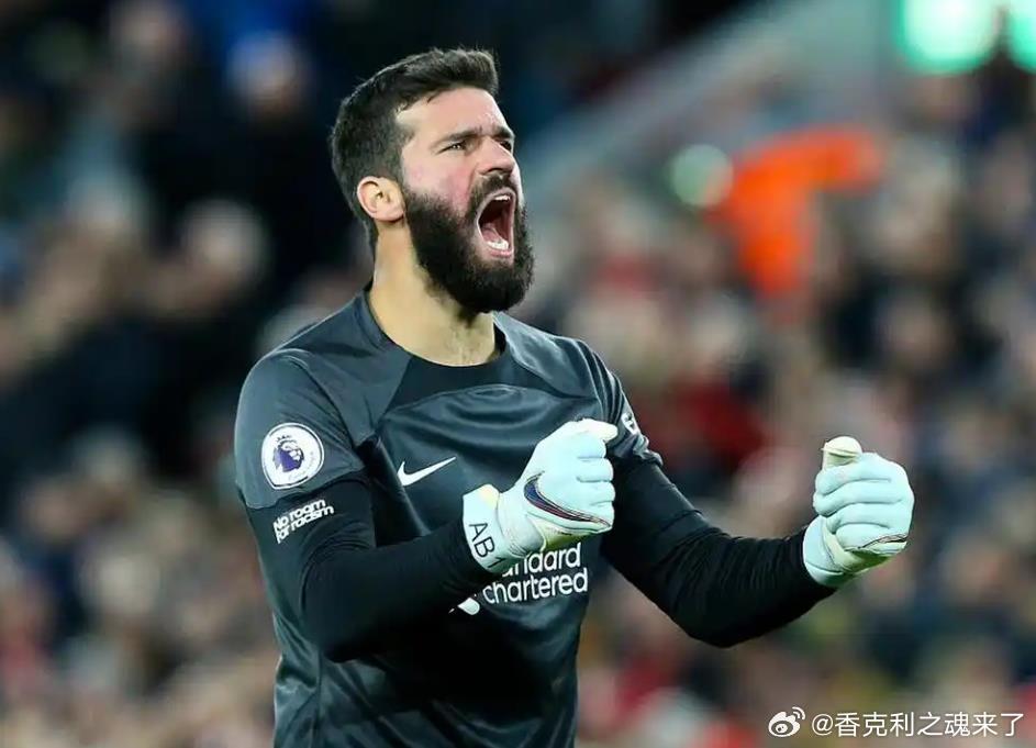 罗马诺透露阿里森的团队放出的风声是，尽管近日与意大利俱乐部传出绯闻，但阿里森本人