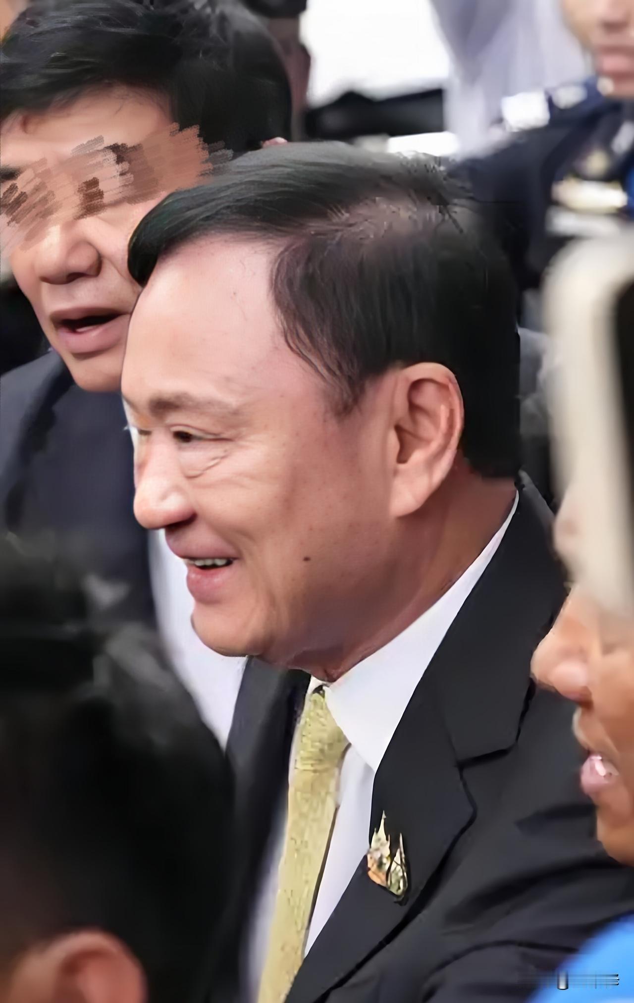 他信出来了，有哪些限制?

首先他是假释而非刑满，从5月11日到9月9日刑期才正