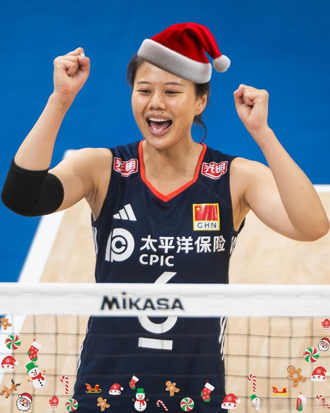 亚洲男女排队长的“圣诞造型” ；您觉得哪张更可爱❓ 