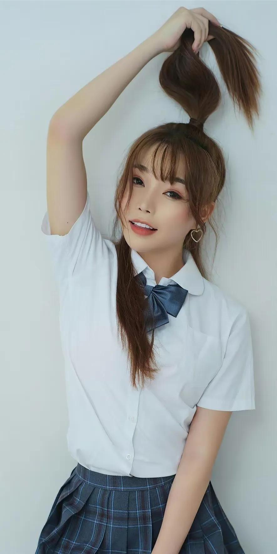 美女芝芝