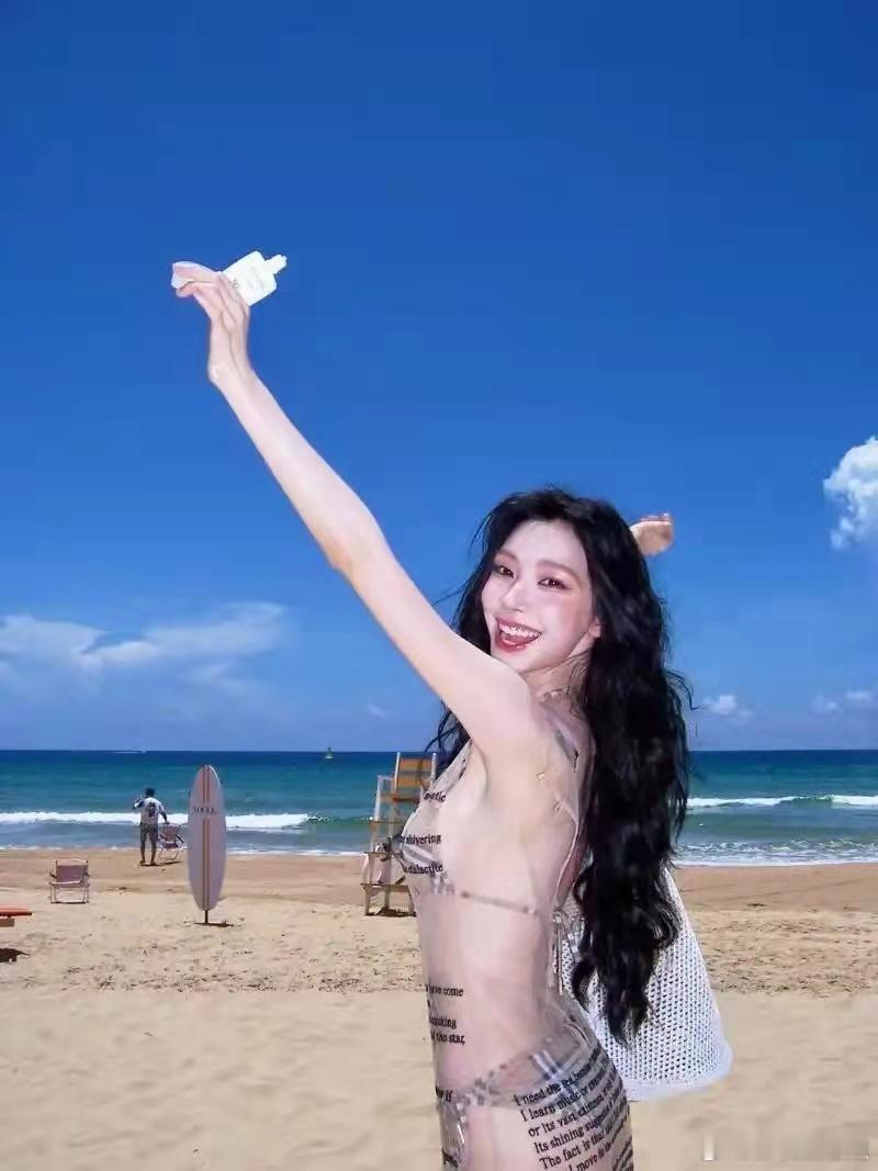 她绝对是网红界的天花板！ ​​​
