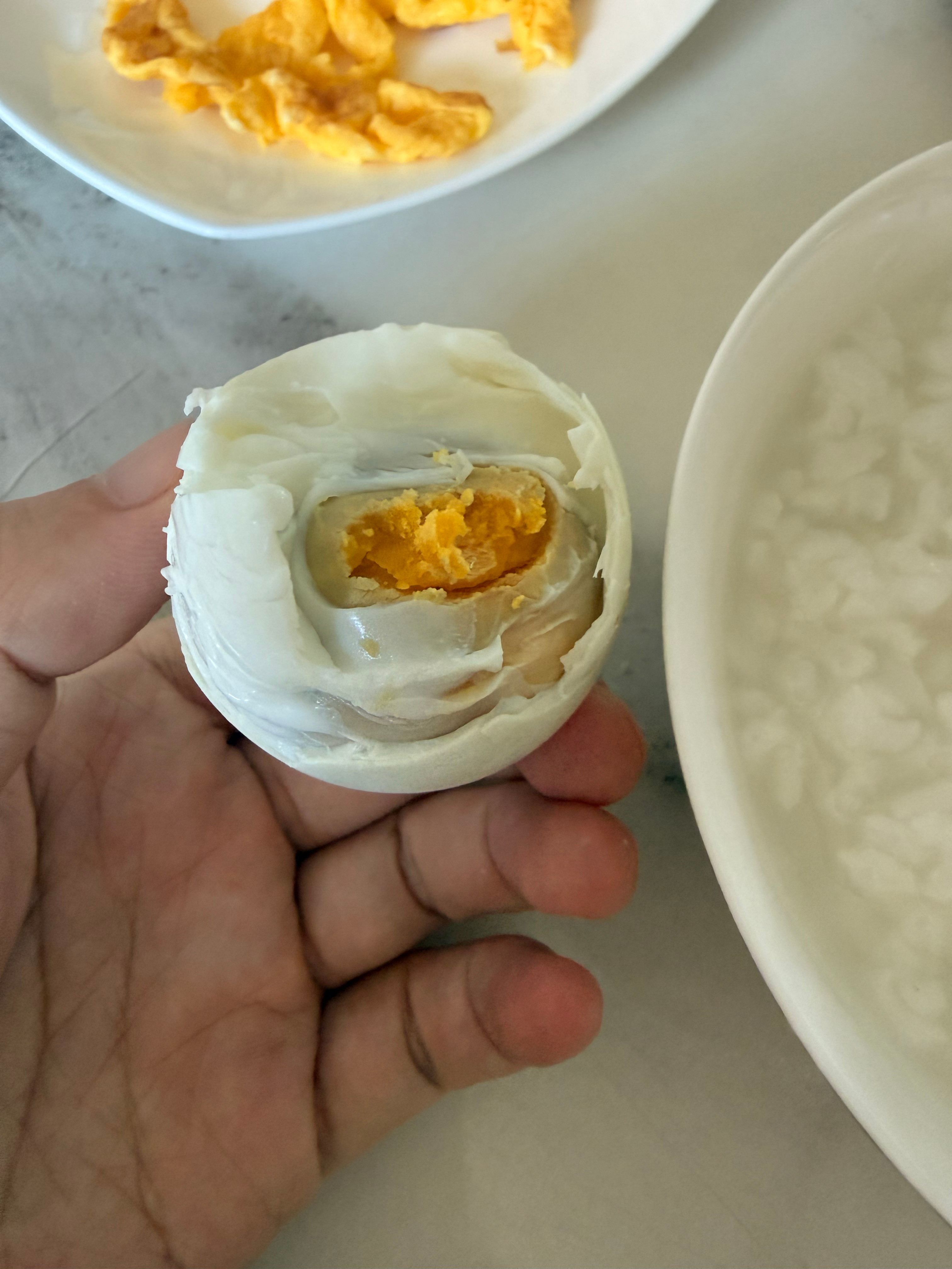 自己腌制的咸鸭蛋