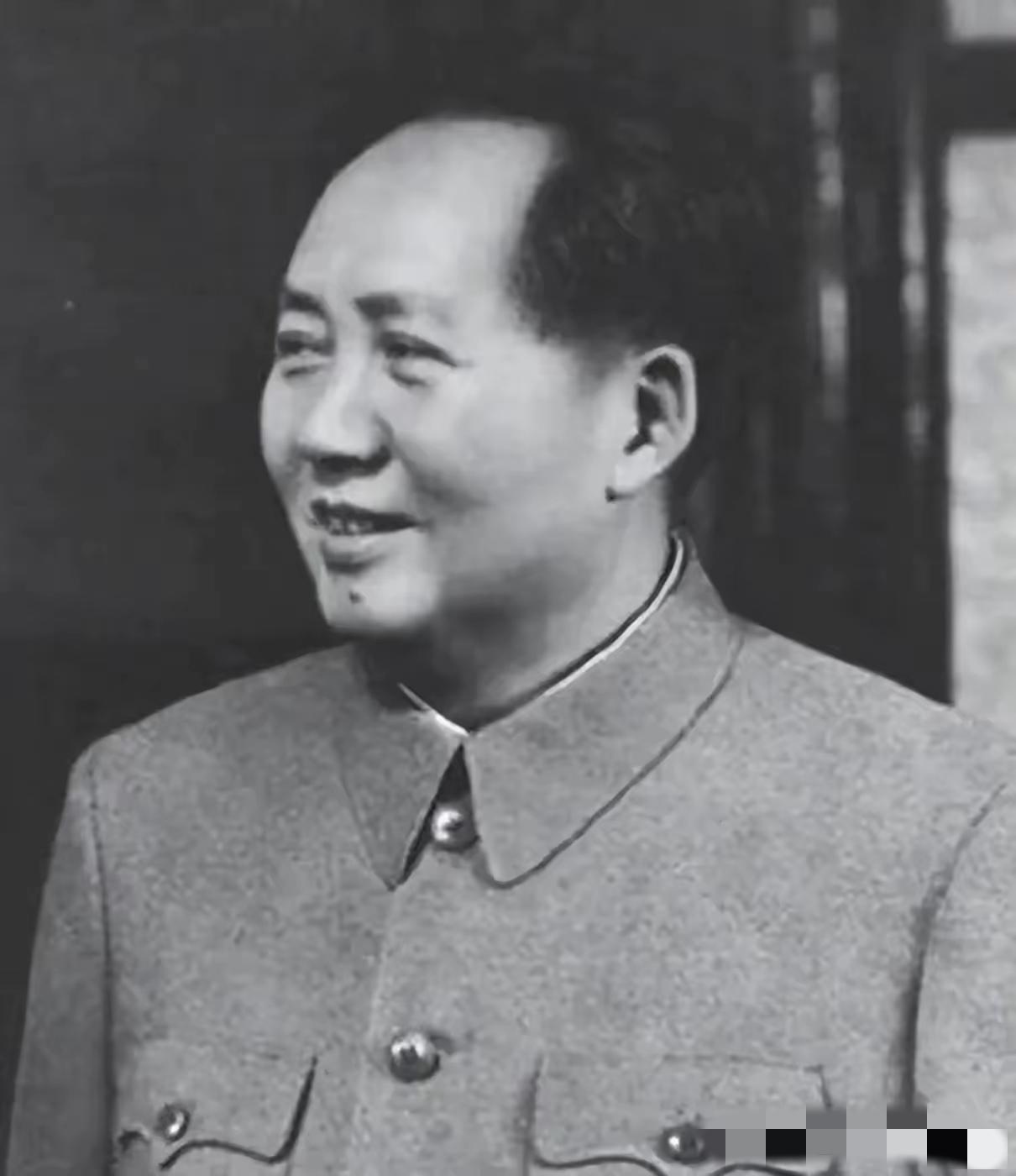 现在越来越多年轻人爱上毛主席的三句金句，清醒又提气，越读越有力量🔥
 
世上无