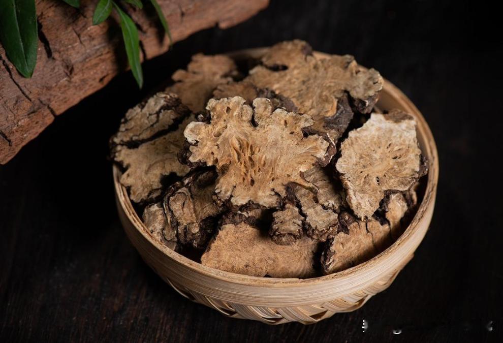 这4种药可不能常用，容易伤肝肾，等你发现恐怕悔之晚矣！

中药就像一把双刃剑，这