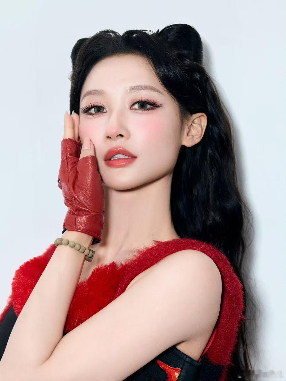 何宣林 分词乘风2026舞台分词分配亮眼，何宣林完美适配高音部分，氛围感瞬间拉满