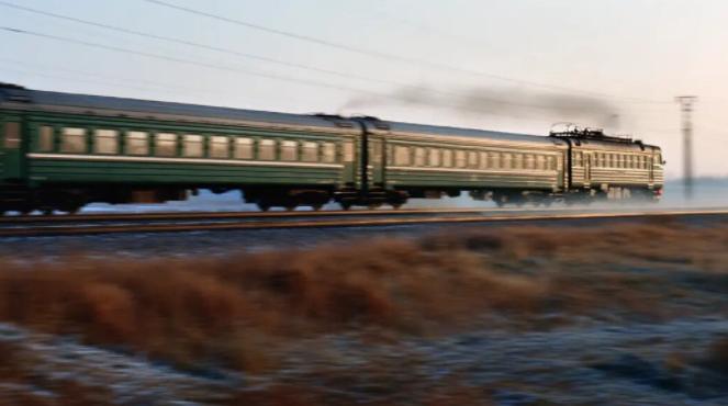 俄媒爆大动作：中俄同日官宣开行对朝列车！专家直言：这绝非简单的运输复苏，而是重塑