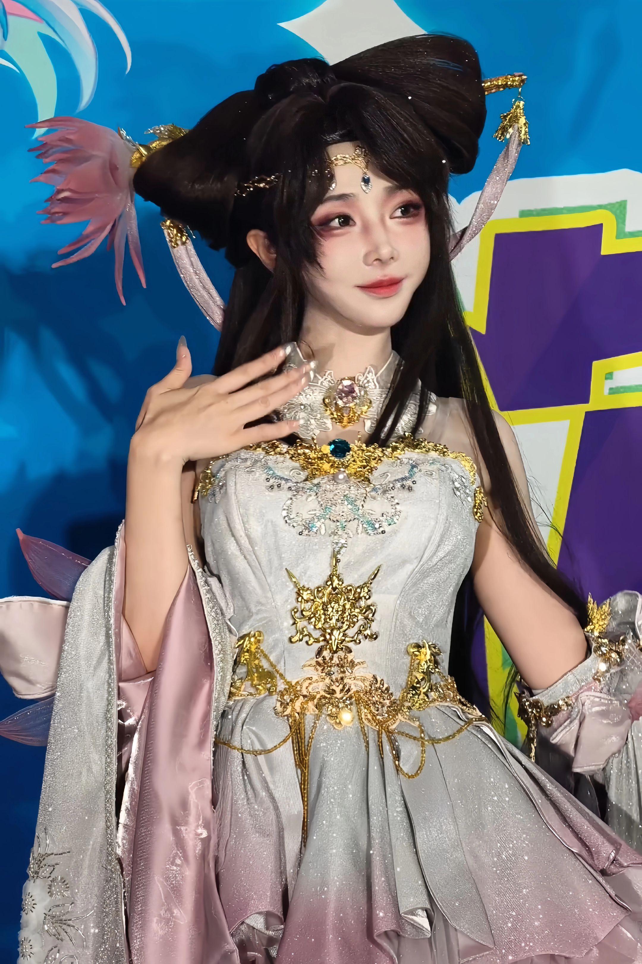 走路摇zly 貂蝉 cos