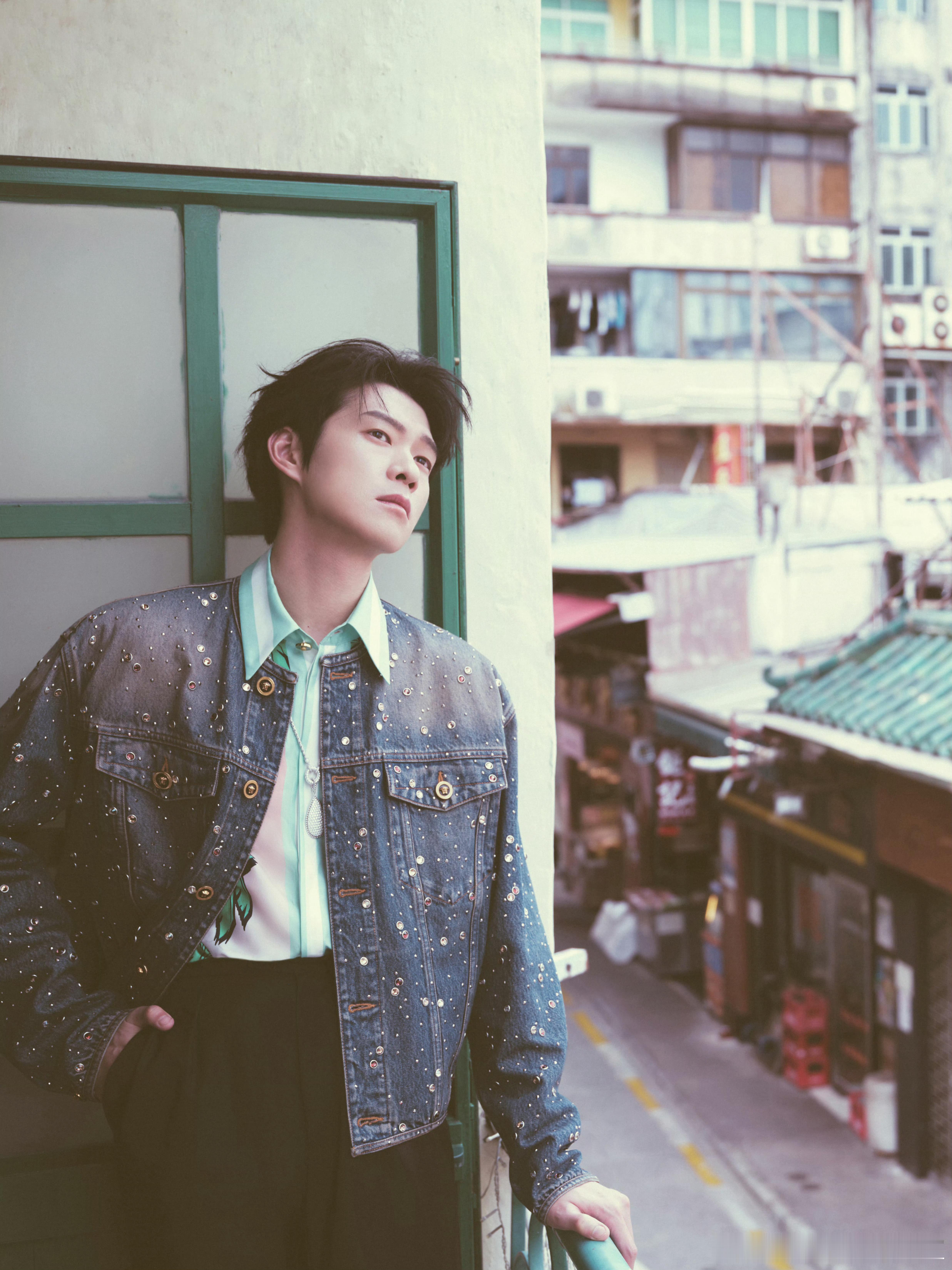 魏大勋烈士纪念日主题曲魏大勋《山河回声》发布节奏🈶9月30日10:00烈士纪念