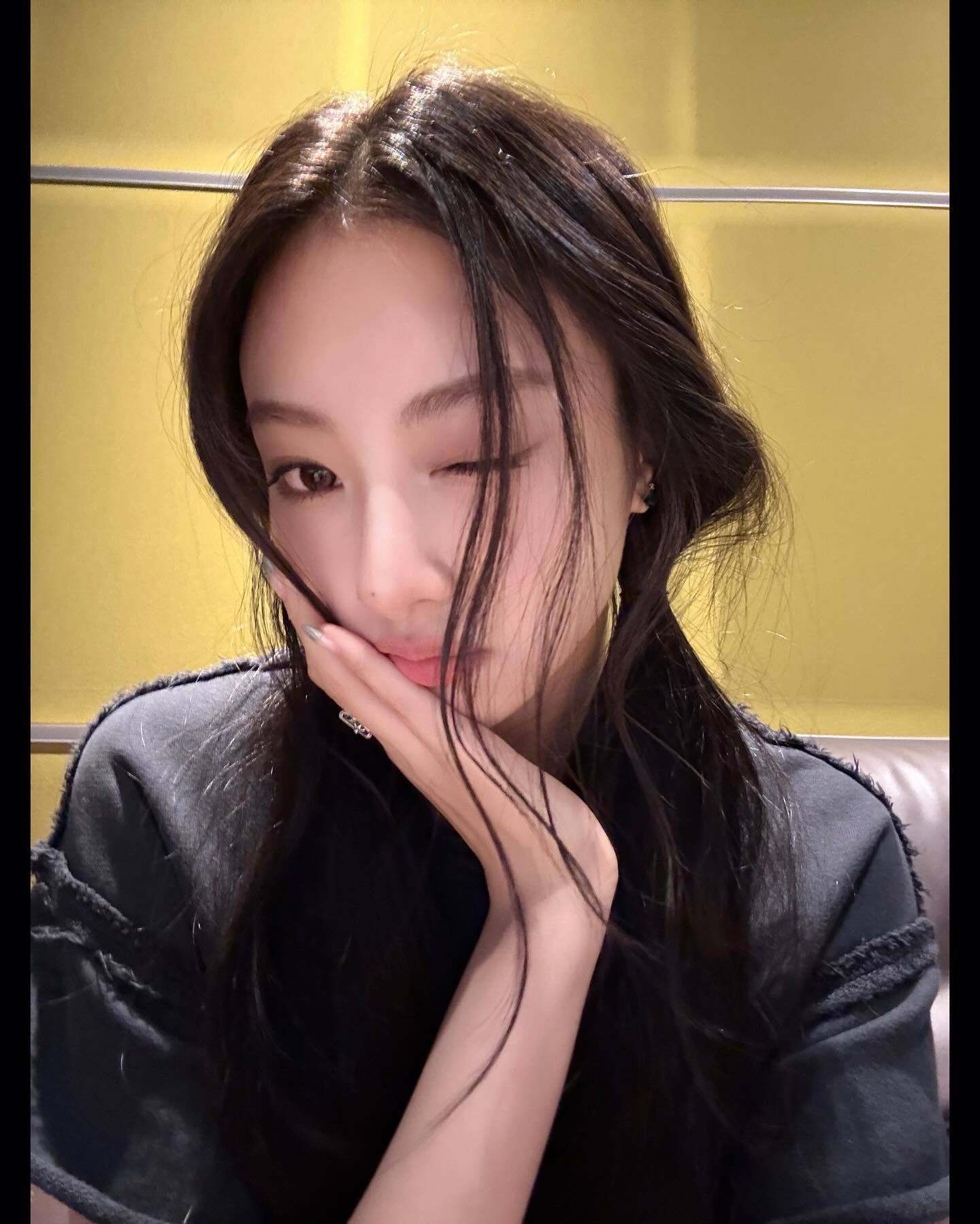 gawon pose🍒 ​​​